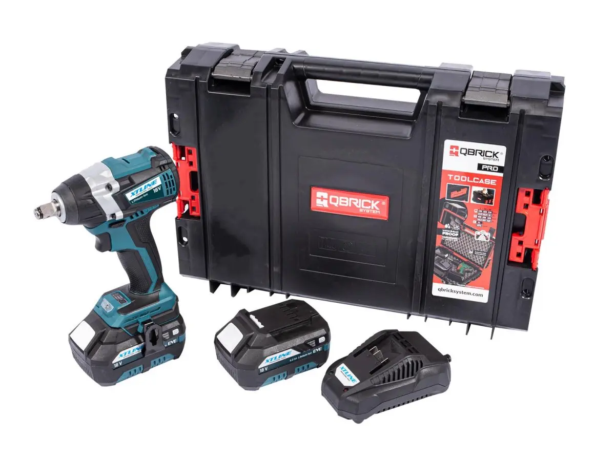 XTline XT102830-2B5B aku rázový utahovák na hlavice 1/2" bezuhlíkový 18V LiIon 2x 5Ah