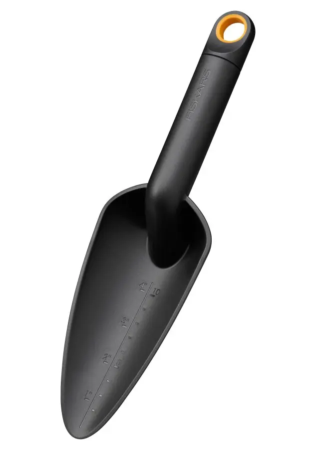 FISKARS 1071899 Solid lopatka přesazovací, 65% recycled