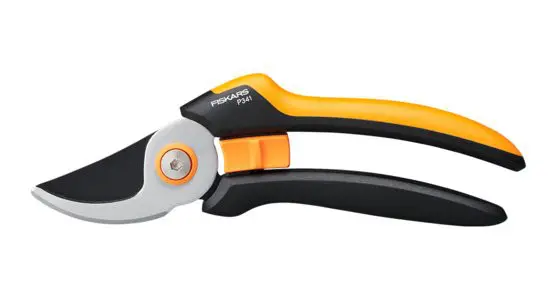 Fiskars Nůžky zahradní dvoučepelové (L) Solid™ P341