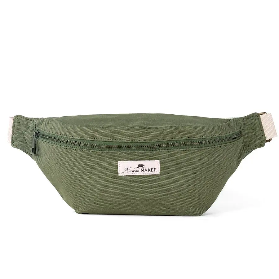 Alaskan Maker Velká plátěná crossbody ledvinka Swing sage 1,75l