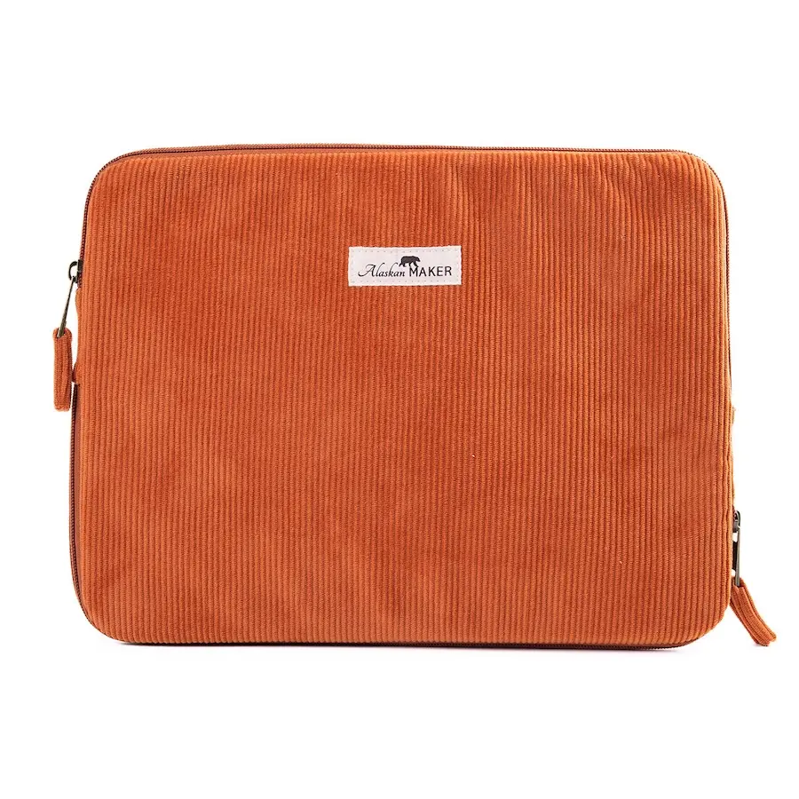 Alaskan Maker Manšestrové pouzdro na notebook Willow