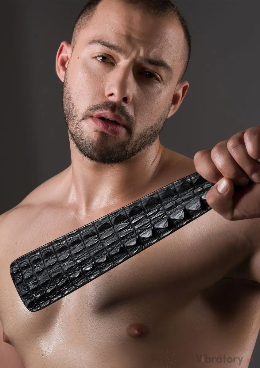 BDSM plácačka Feros