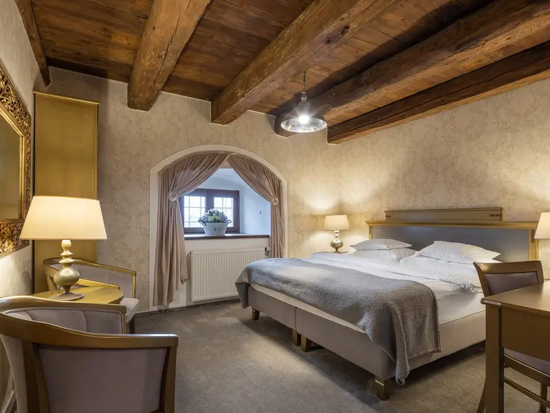 Zážitek - Romantický pobyt v zámeckém hotelu pro 2 Co dělat v Praze? Vyrazte za zážitky