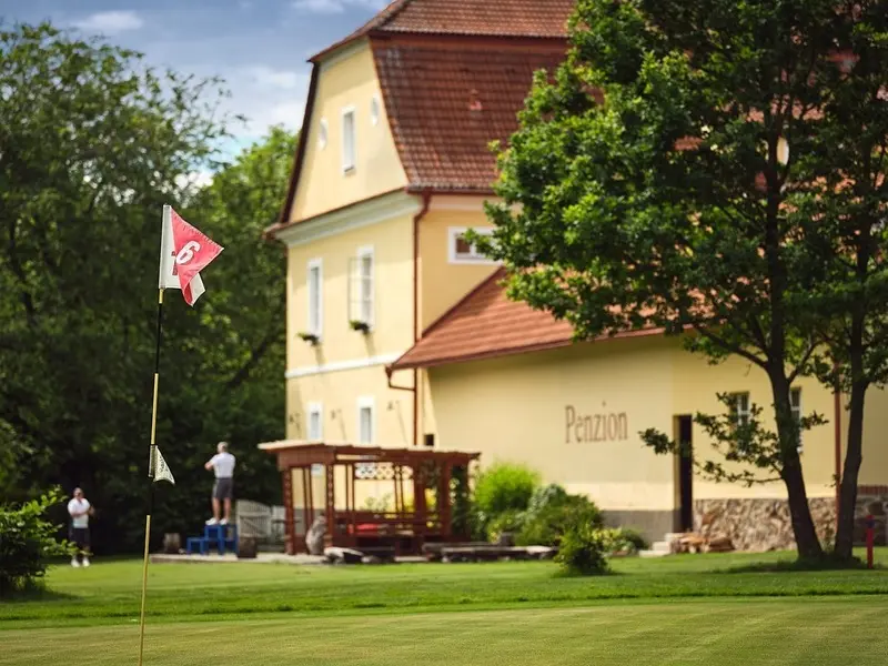 Zážitek - Pobyt plný golfu     Zážitky Jihočeský kraj: Od adrenalinu po wellness