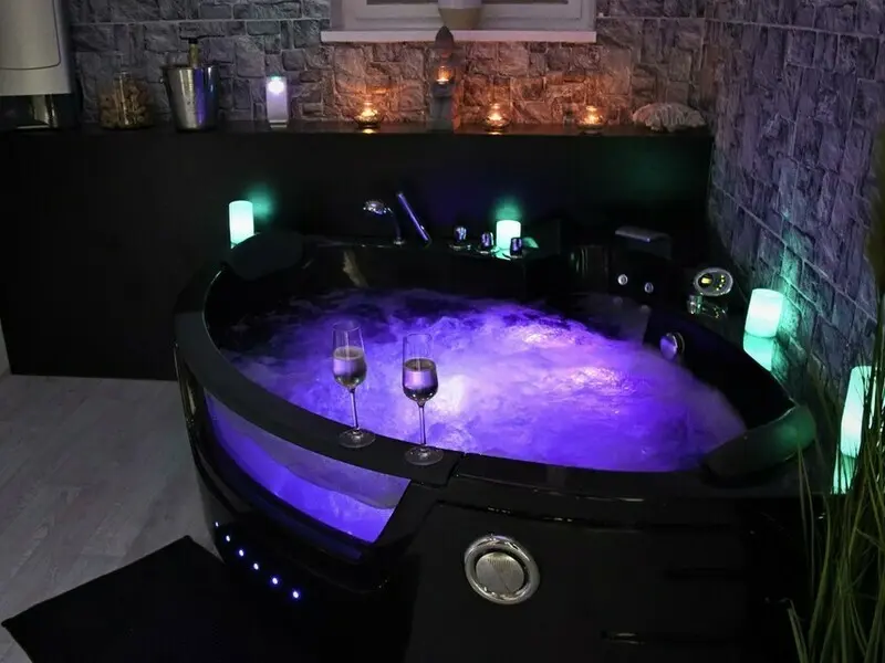 Zážitek - Ubytování ve wellness apartmánu Apawell, Nezdenice Zážitky Zlínský kraj: Od adrenalinu po pohodu