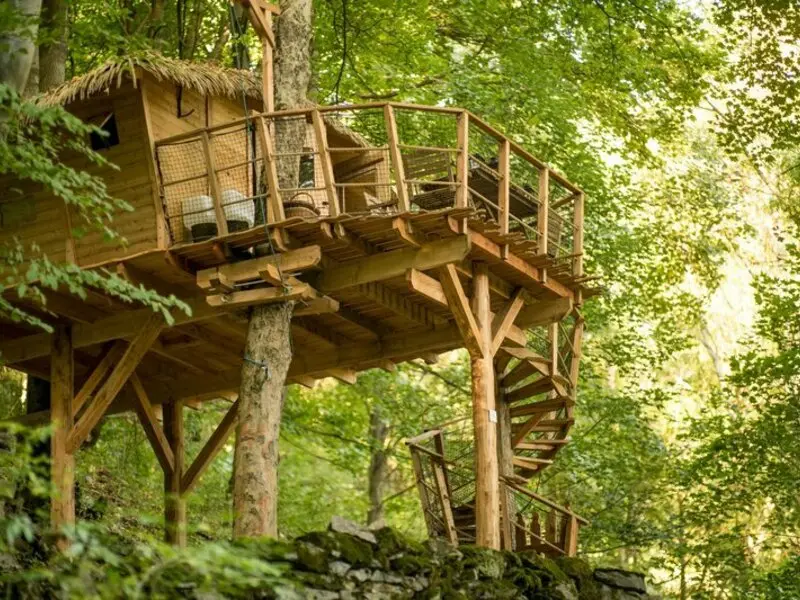 Zážitek - Ubytování v Treehouse pod Ještědem pro 2 + snídaně Co dělat v Libereckém kraji? Vyrazte za zážitky