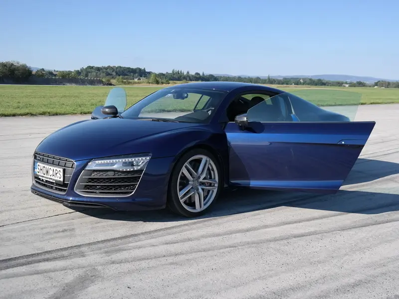 Zážitek - Jízda v Audi R8 na okruhu Autodrom Most Co dělat v Ústeckém kraji? Vyrazte za zážitky