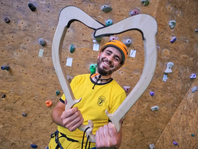 Zážitek - Kurz lezení: Indoorový trénink lezení s cepíny Zážitky Vysočina: Od adrenalinu po wellness