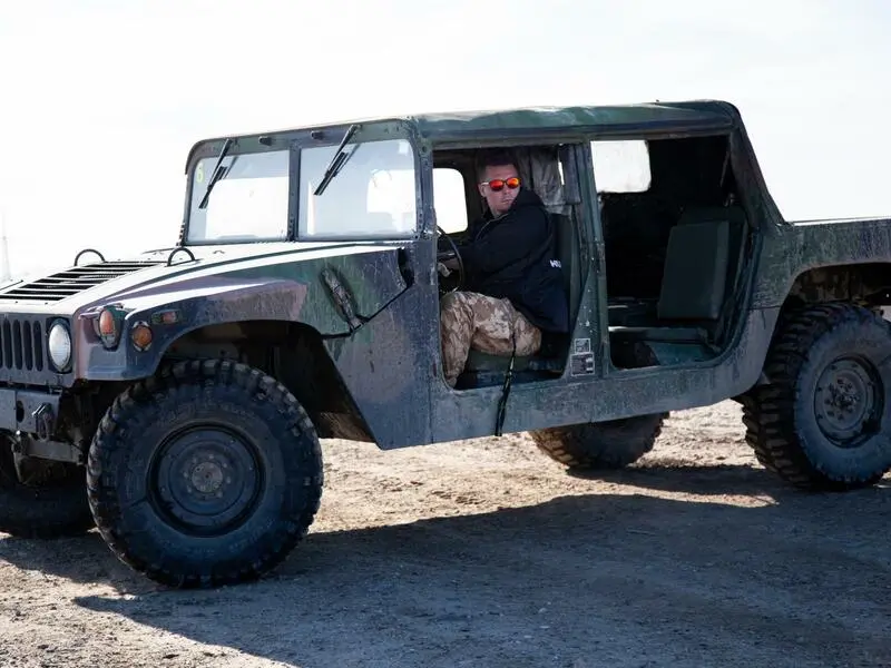 Zážitek - Řízení legendárního vozu Humvee Co dělat v Praze? Vyrazte za zážitky