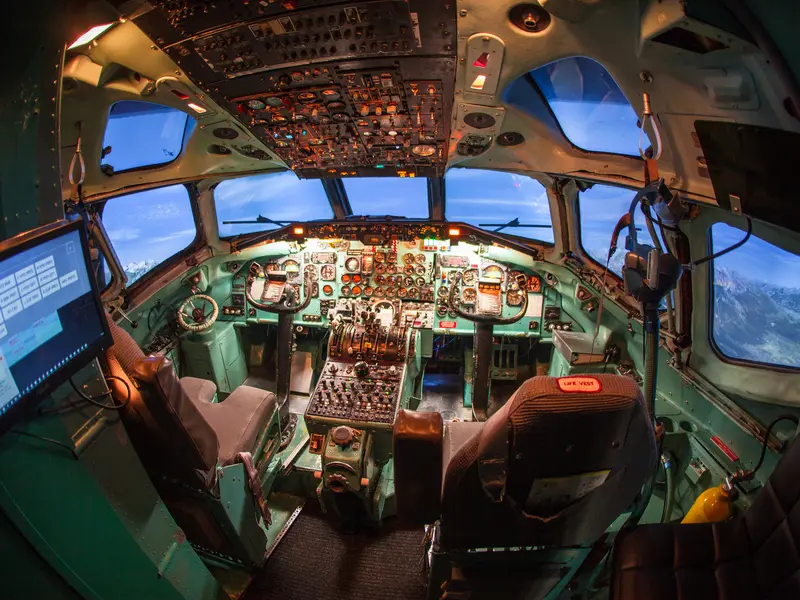 Zážitek - Letecký simulátor Douglas DC-9 Co dělat v Libereckém kraji? Vyrazte za zážitky