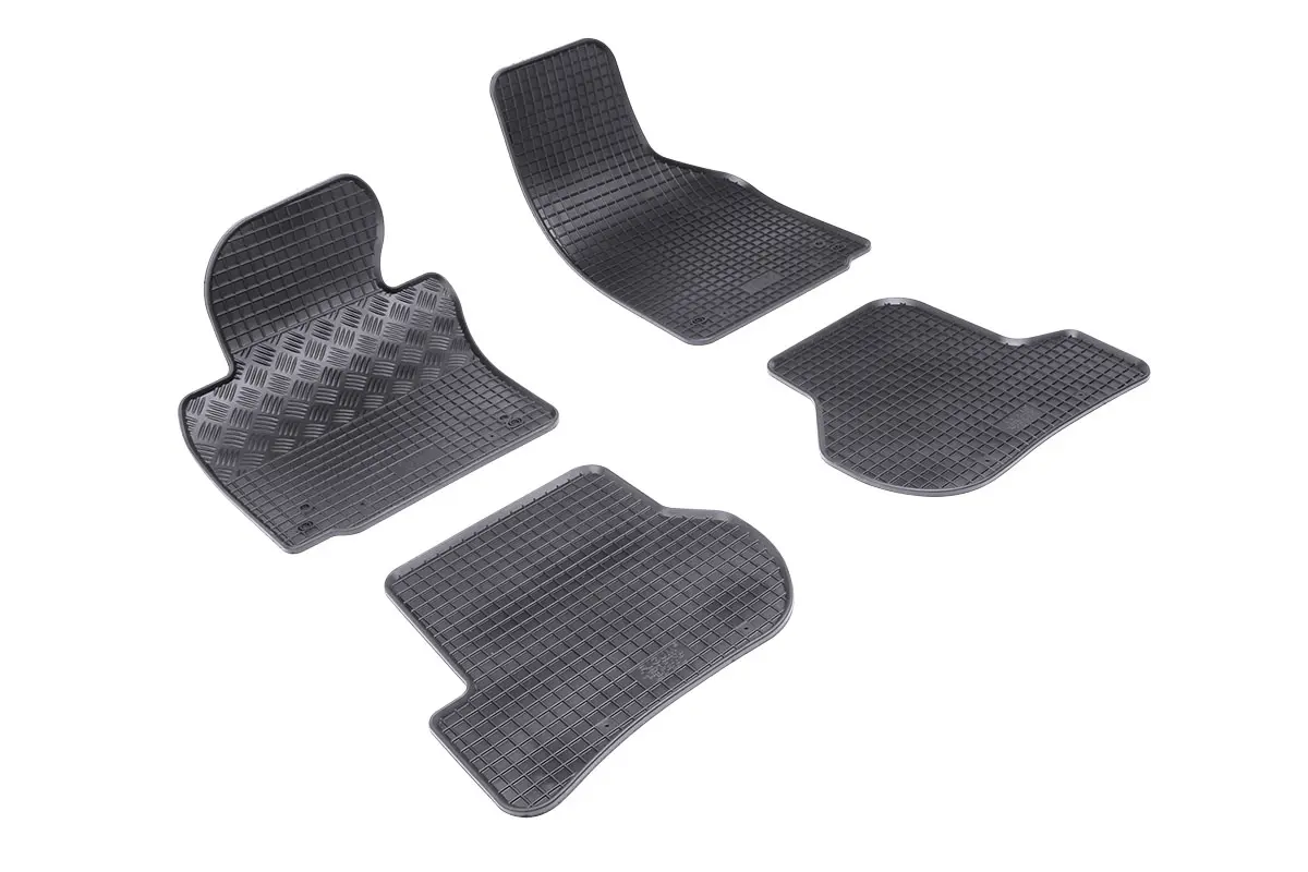 Gumové autokoberce Rigum pro Volkswagen Golf V (2003 -), Golf VI (2008 -), Jetta (2005 -), Scirocco (2008 -) / Seat Leon (2006 -) / Škoda Octavia 2 (2