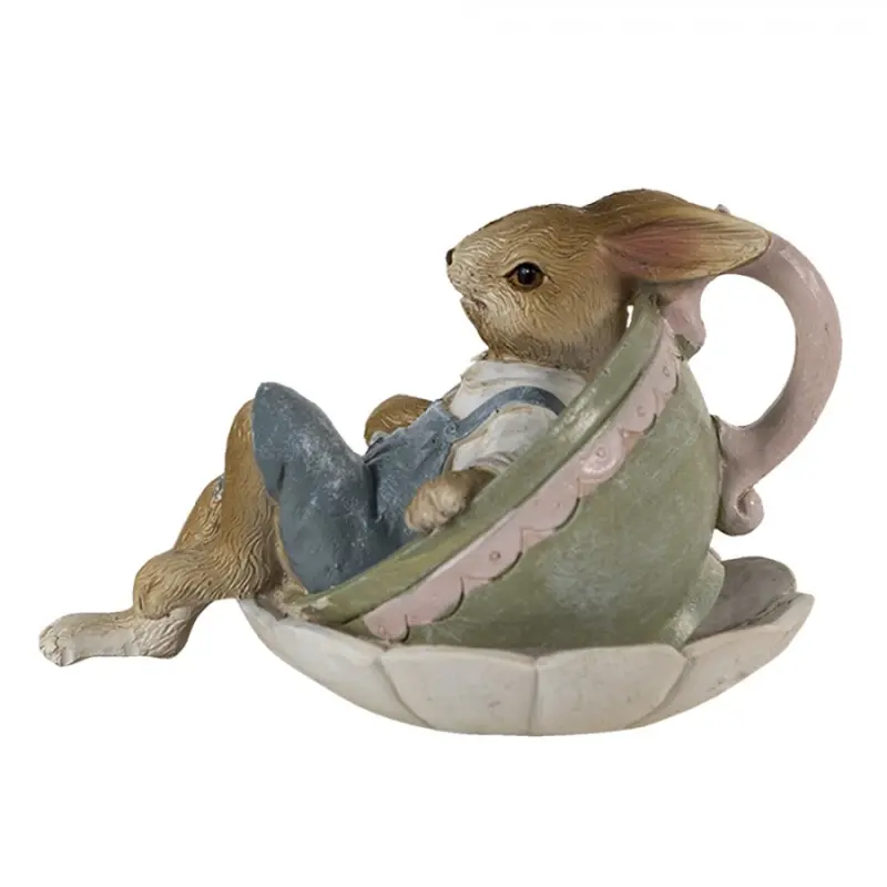 Figurka sedícího králíčka v zeleném šálku – 11x8x7 cm