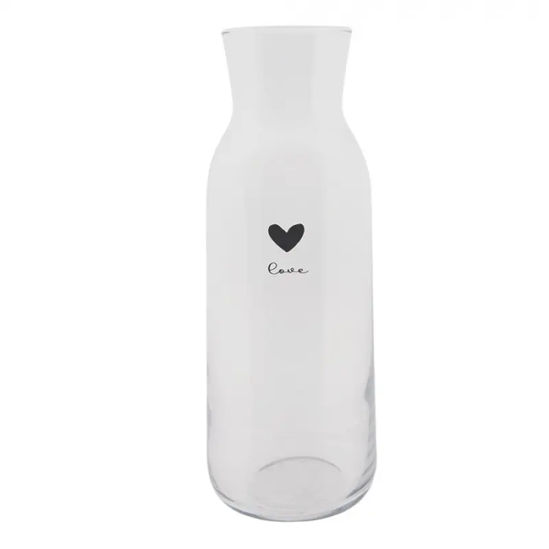 Skleněná karafa s černým srdíčkem Love – 1000 ml