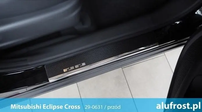 Prahové lišty Mitsubishi Eclipse Cross 2018- (carbonová fólie)