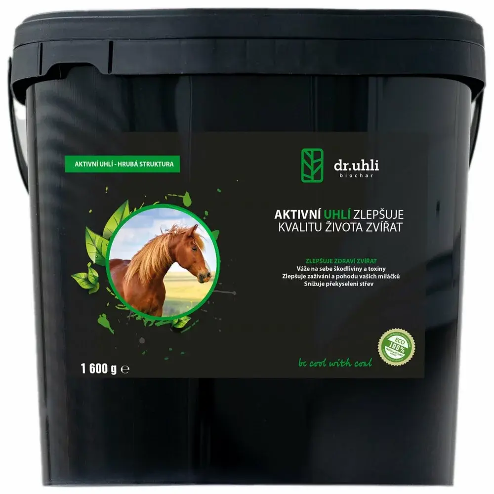 Biochar 1600 g - hrubé aktivní uhlí pro koně (Větší, 11 litrové balení hruběji drceného biocharu o velikosti 1-25 mm, který se hodí pro větší zvířata)
