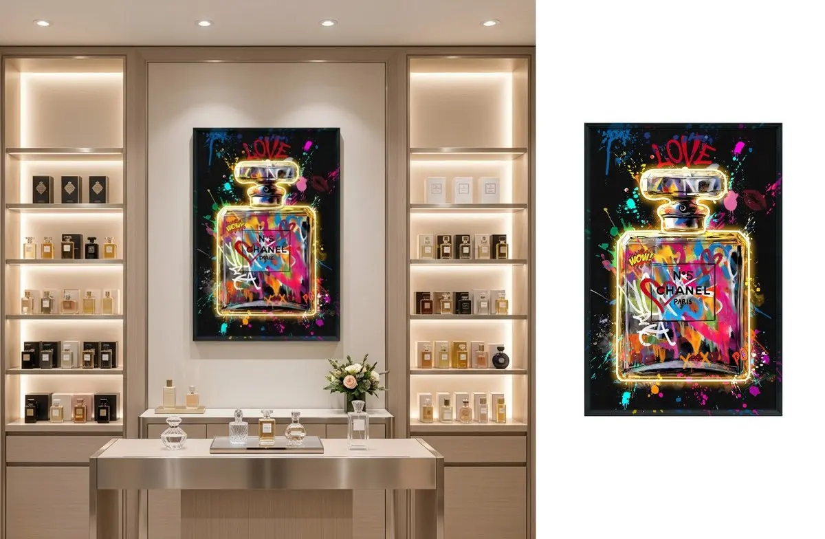 Pop art LED obraz parfému ve street art designu – dekorace na zeď – 63 × 93 cm
