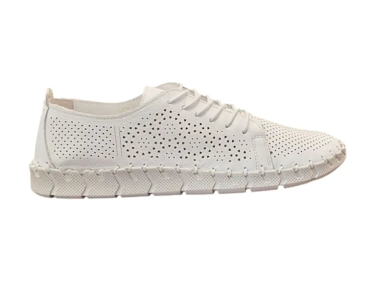 Wild 647051 White Dámské celokožené boty 36