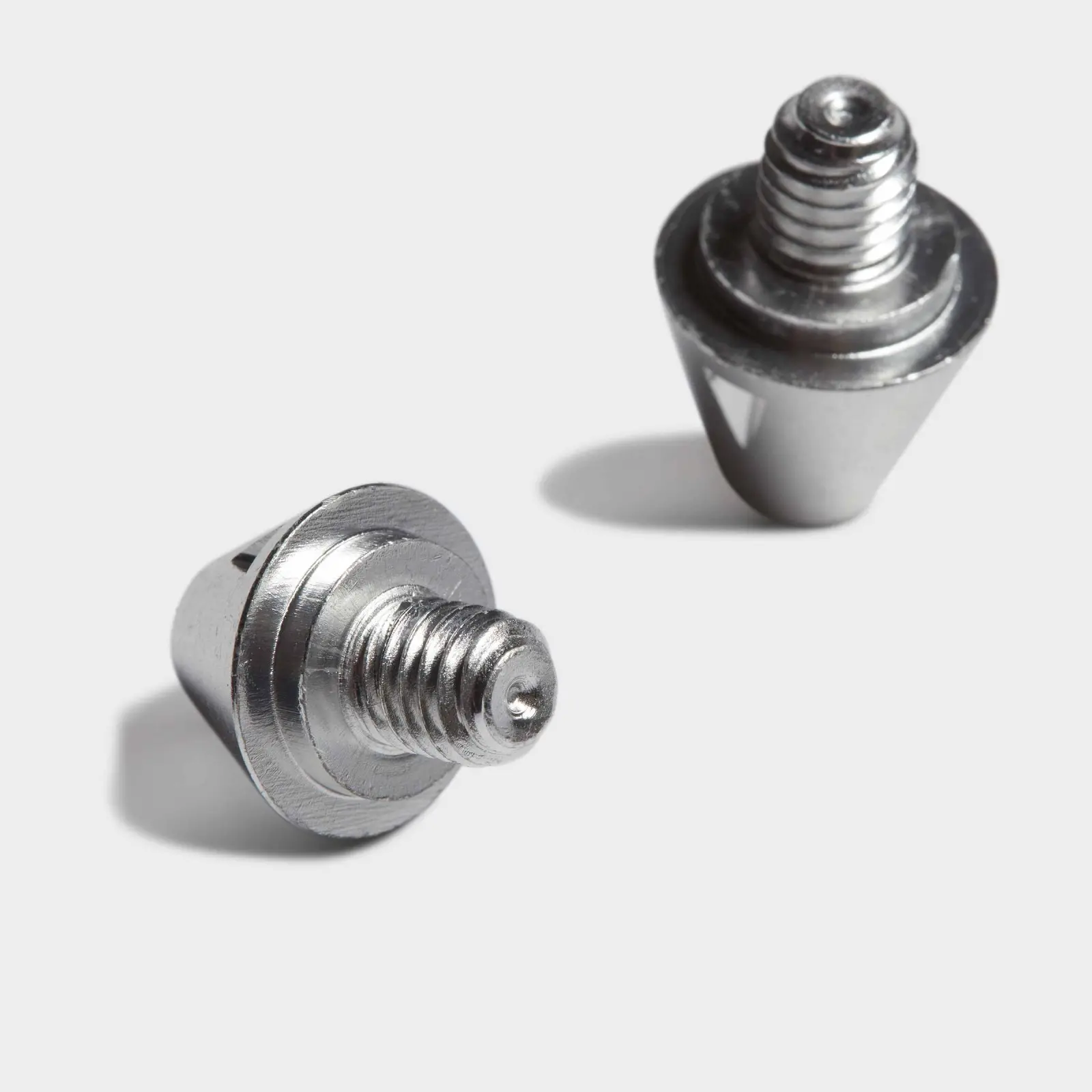 adidas Conical Studs NOSIZE