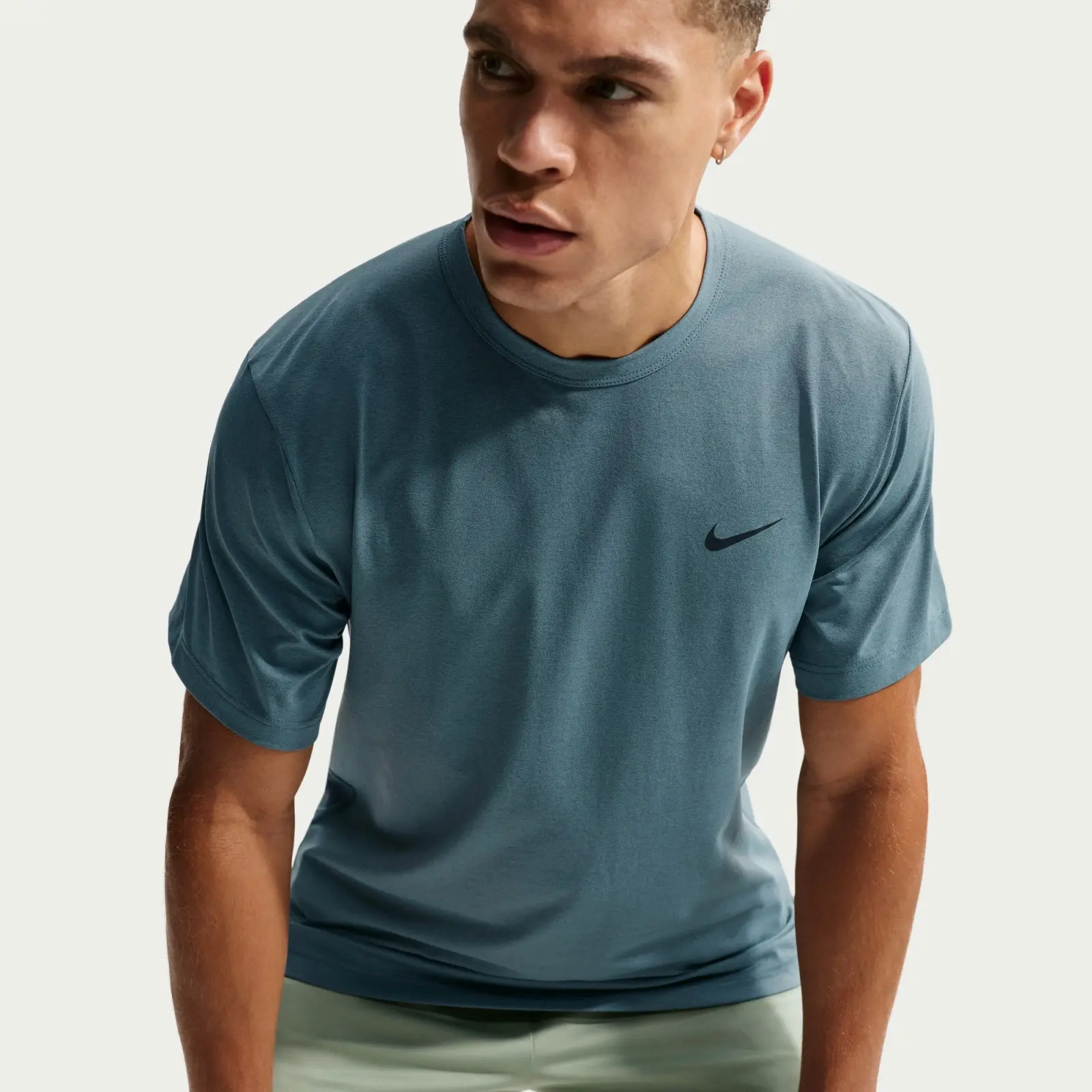 Nike Hyverse S