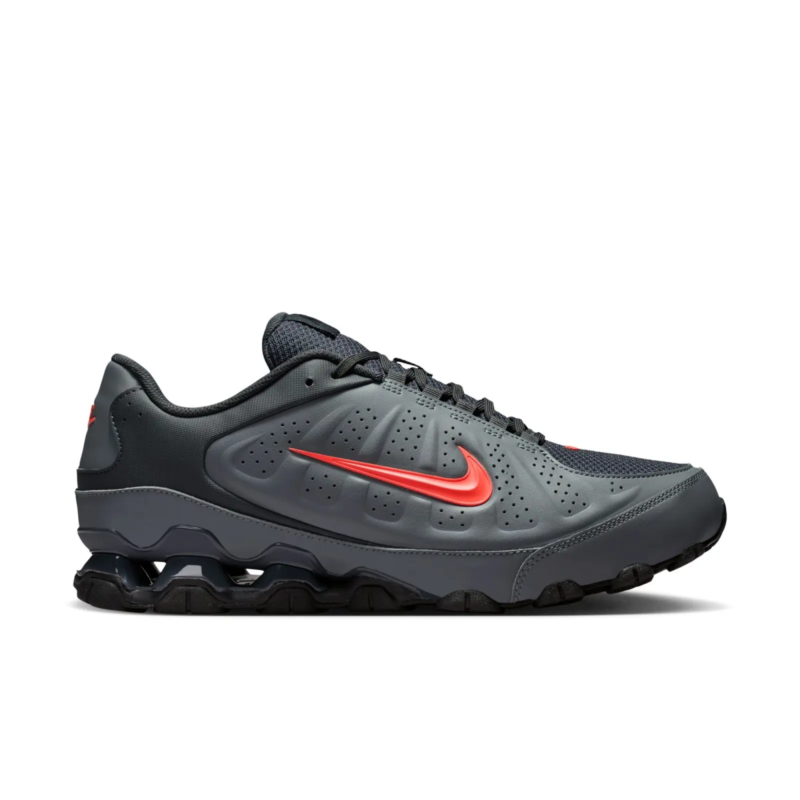 Nike Reax 8