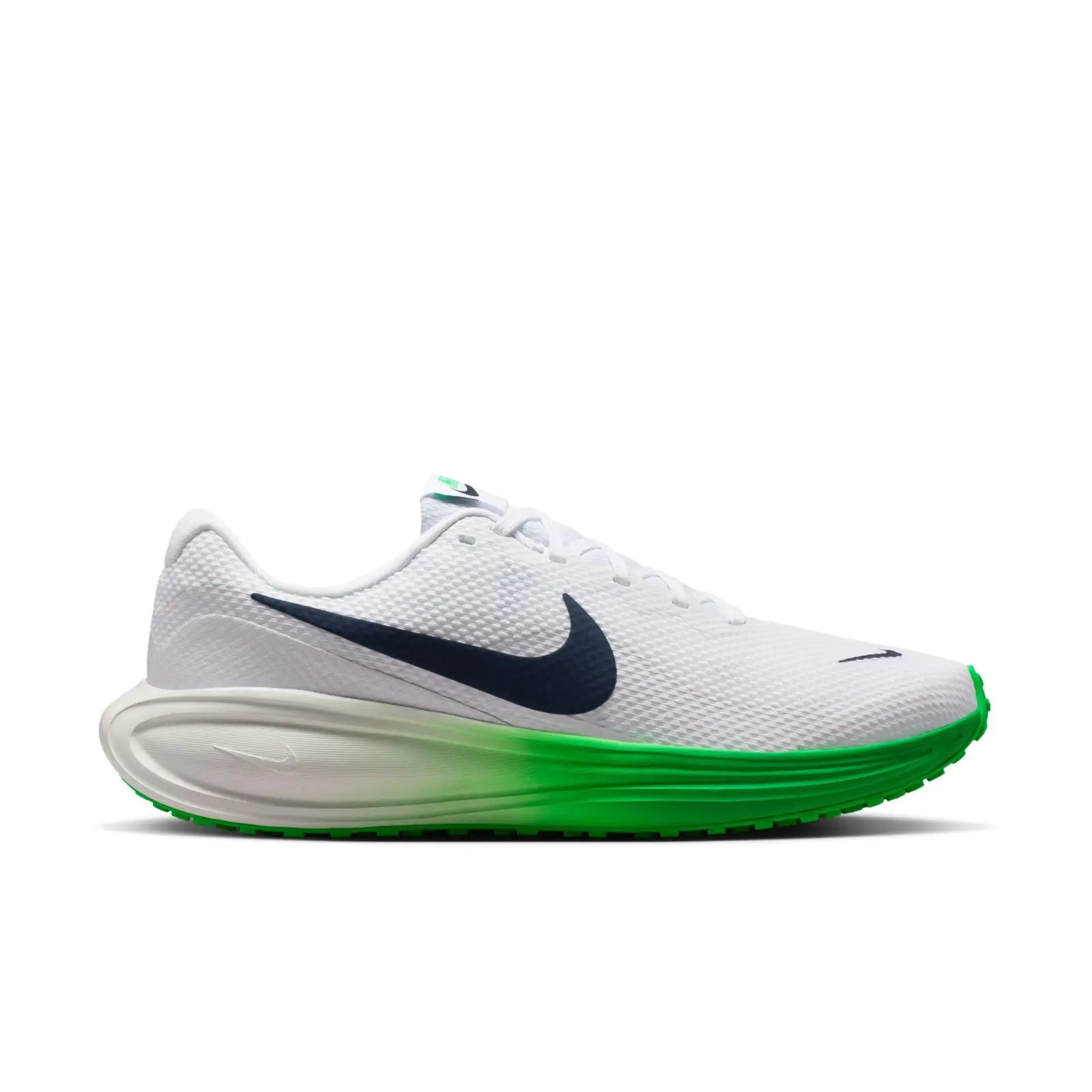 Nike Revolution 8