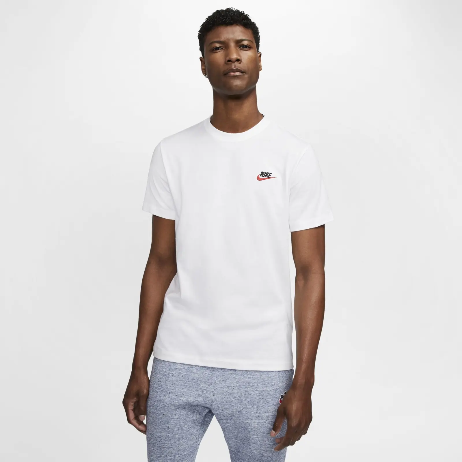 Nike Sportswear Club Men T-Shirt