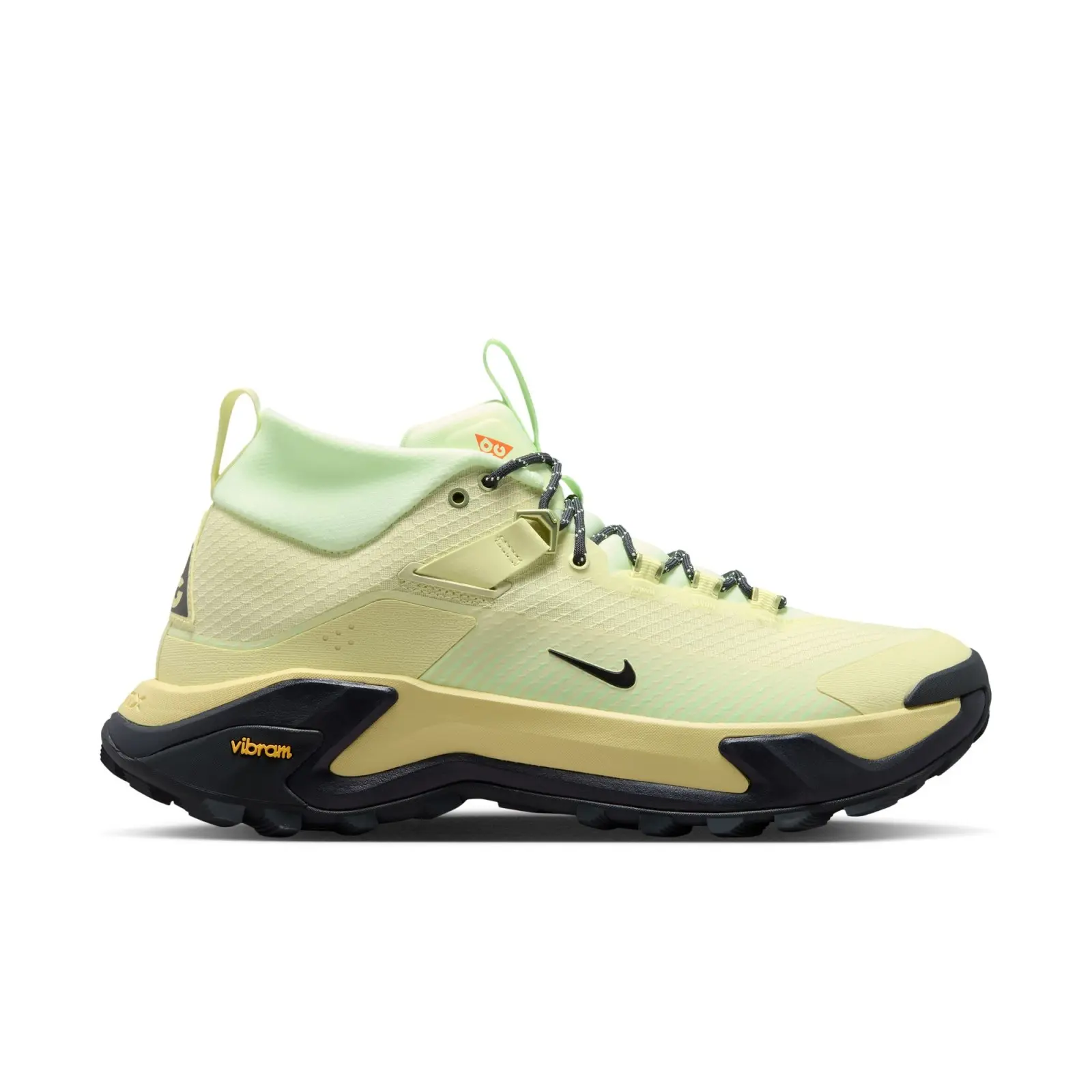 Nike Zegama Hike