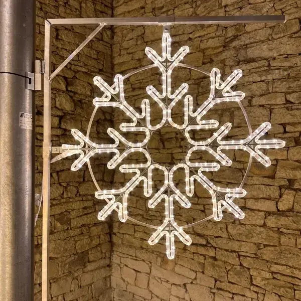Easy Fix 2D LED světelná vločka X, Ø 85 cm, teple bílá, sada na veřejné osvětlení, hliník