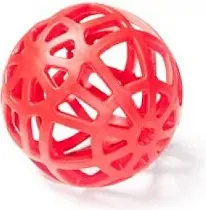 Hračka pes míč děrovaný plovací vanilkový 14cm SP