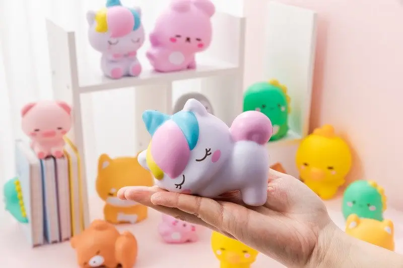 Mini Squishy antistresová postavička Jednorožec