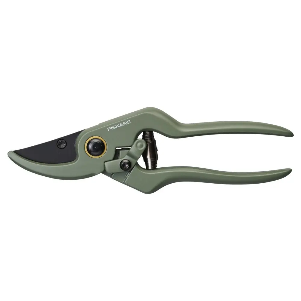 Fiskars Zahradní nůžky s pouzdrem