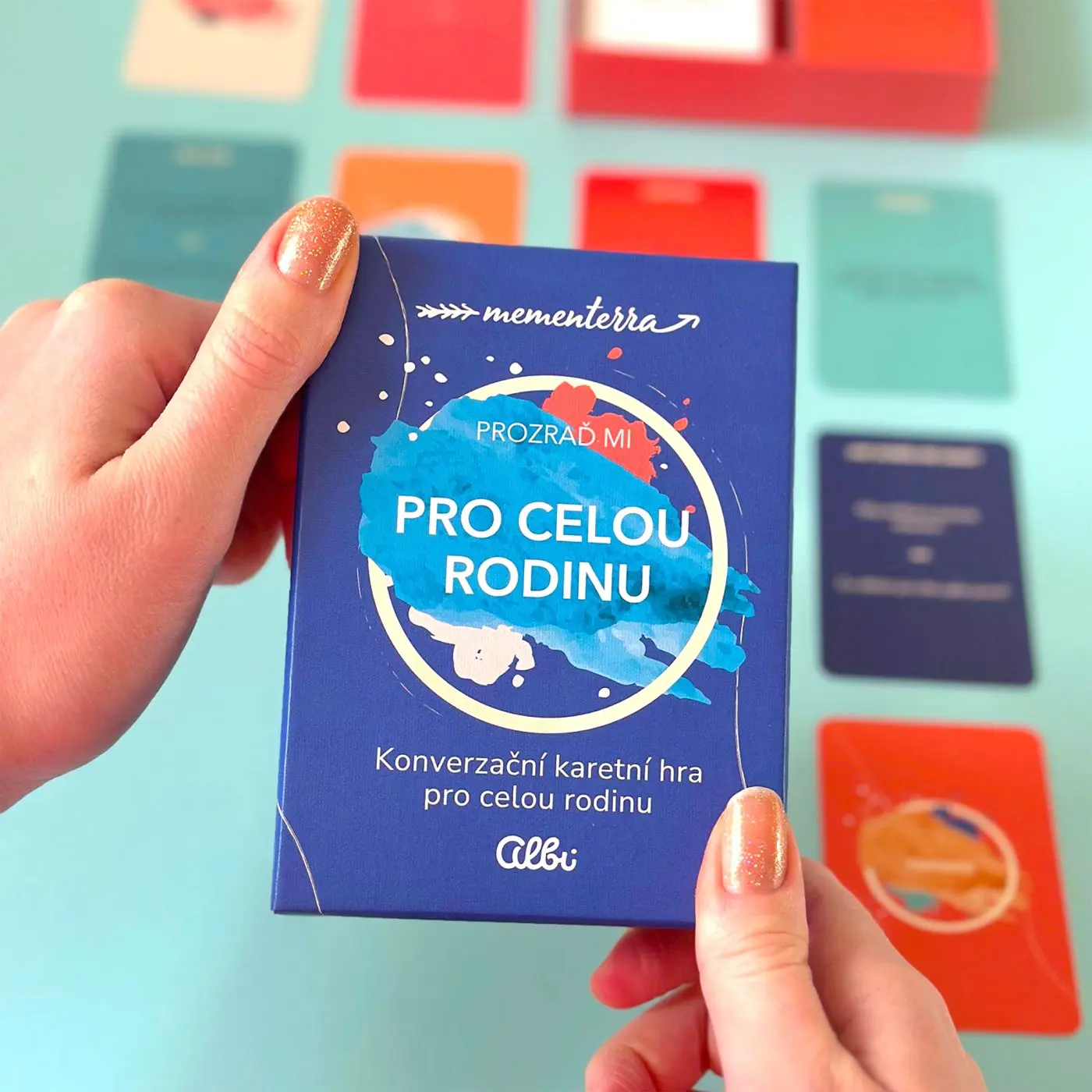 Prozraď mi - Pro celou rodinu - karetní hra - Albi