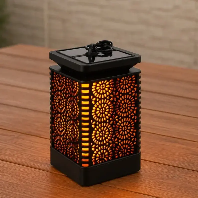Vodotěsná solární lampa Gardlov