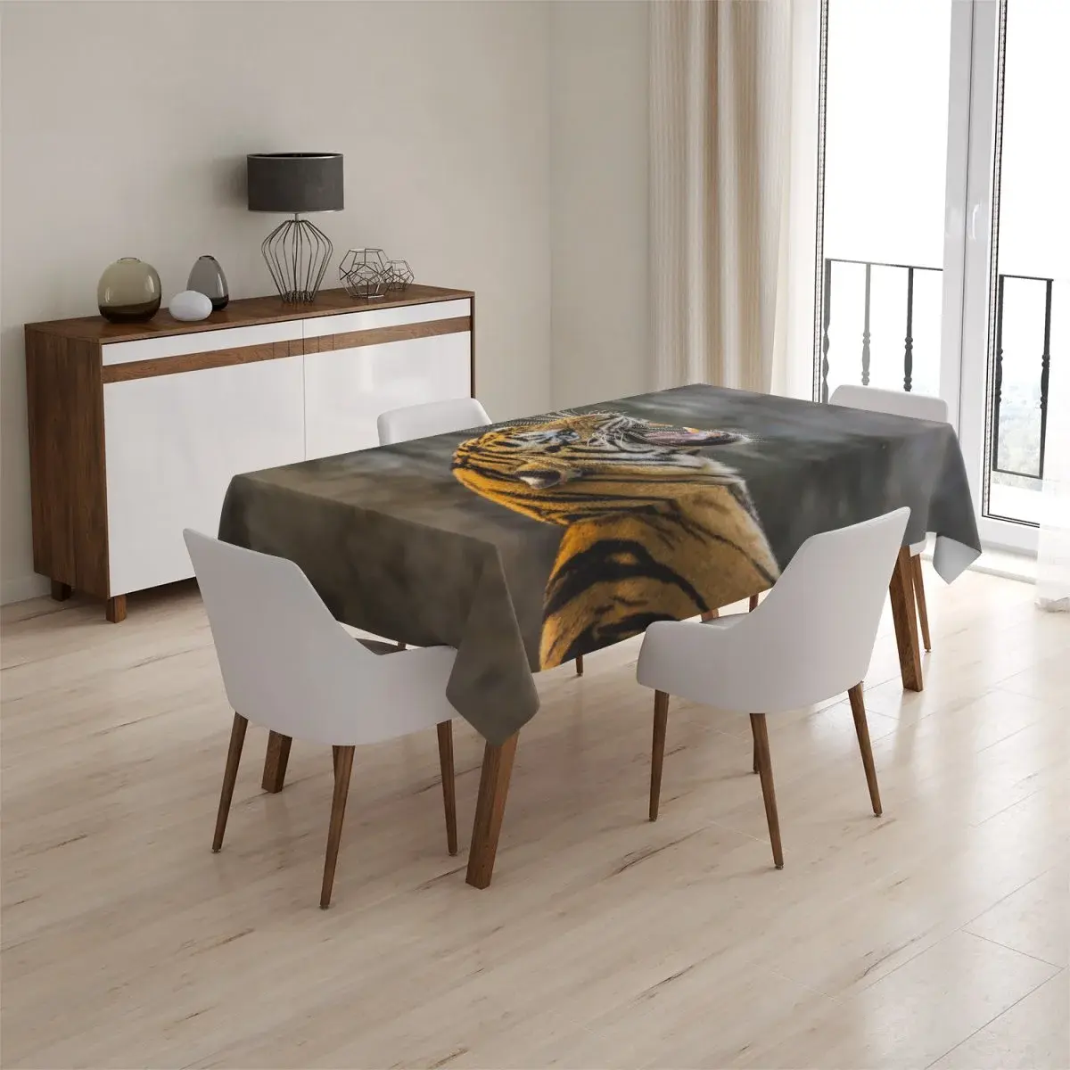 Ubrus Řvoucí tygr - 90x90 cm