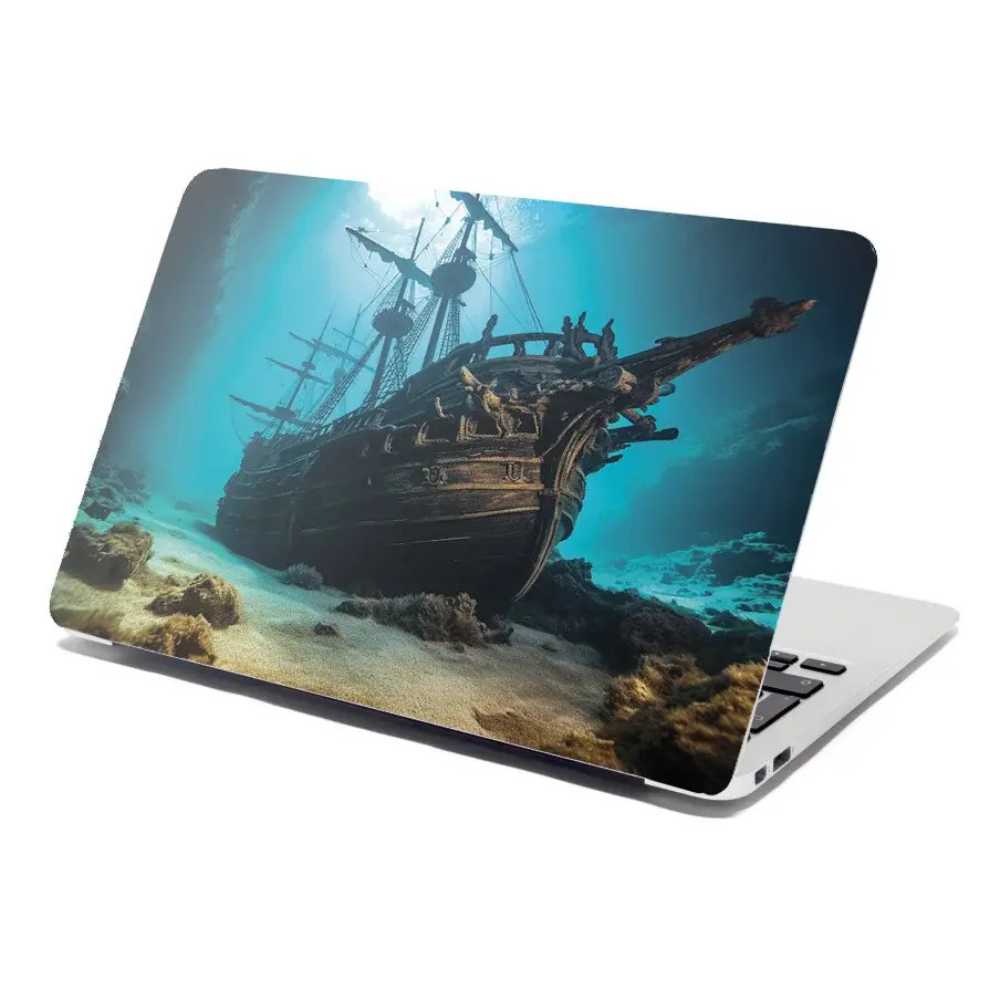 Samolepka na notebook Vrak dřevěné lodi na dně moře - 38x26 cm