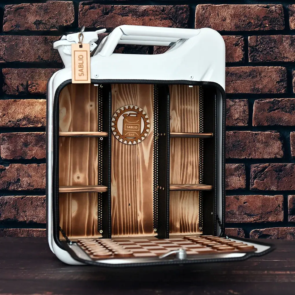 Luxusní dárkový kanystr / minibar - bílý - prázdný - Šachový bar