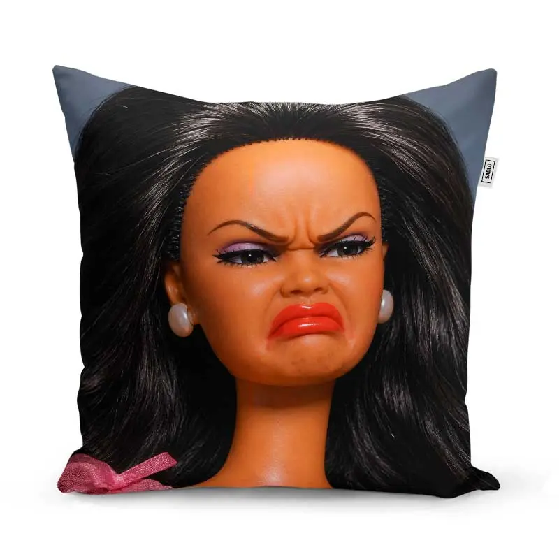 Polštář Naštvaná Barbie - Meme Barbie: 40x40 cm
