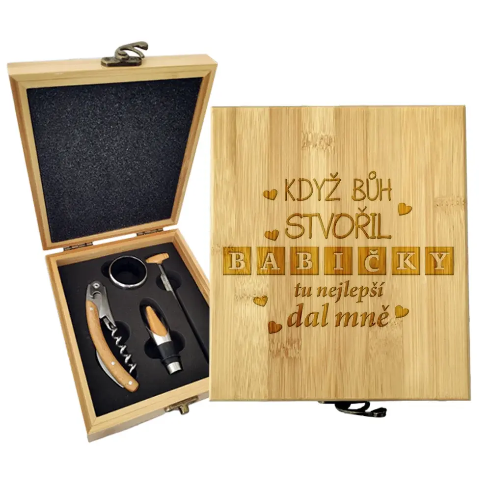 Dárková sada na víno Když Bůh stvořil babičky: 147×168×49 mm