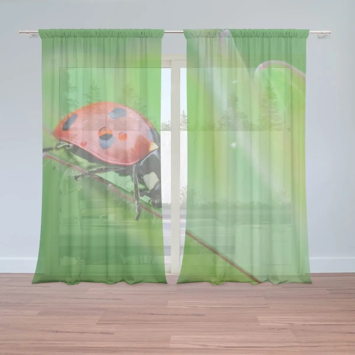 Záclony Beruška na listě: 2ks 150x250cm