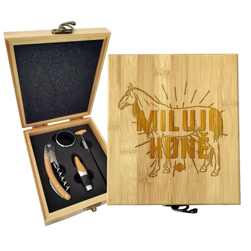 Dárková sada na víno Miluji koně: 147×168×49 mm