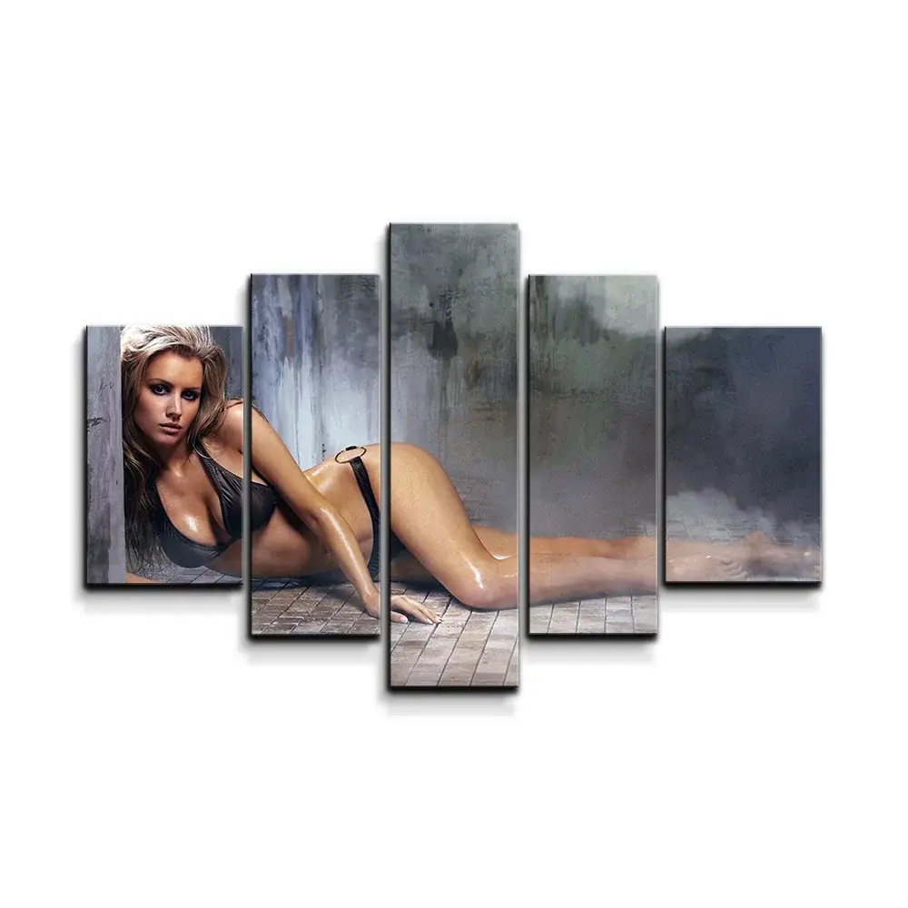 Obraz - 5-dílný Sexy žena - 125x90 cm