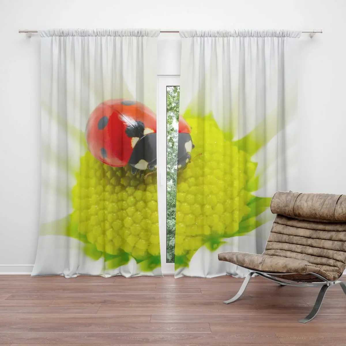 Závěs Beruška na květu: 2ks 140x250cm