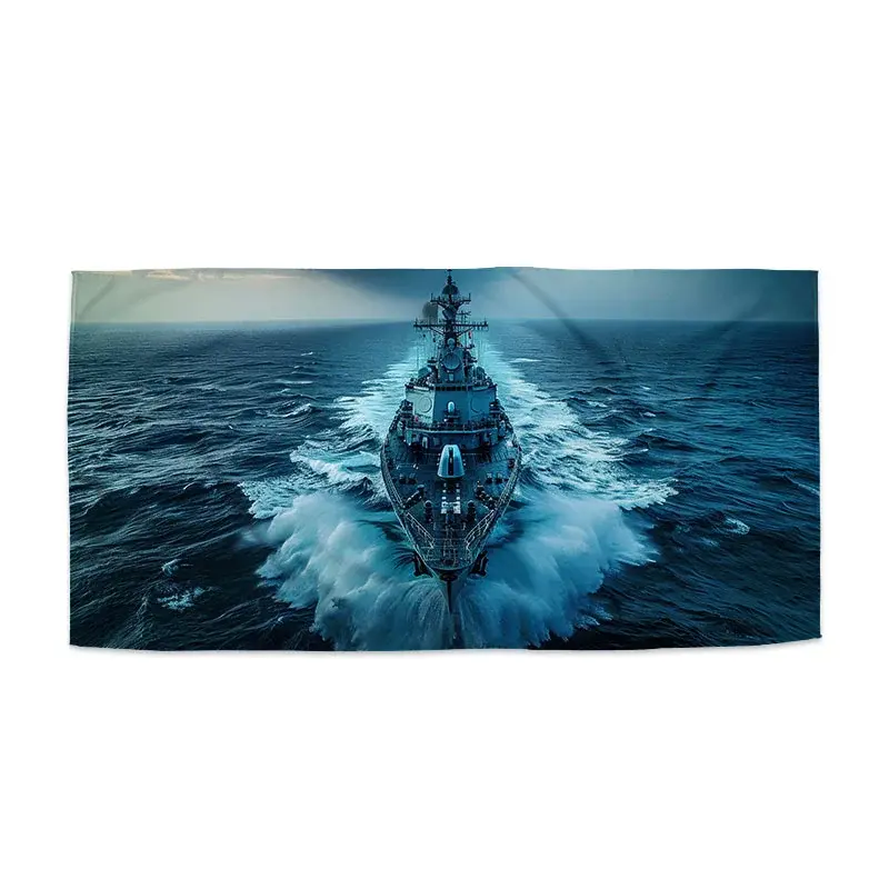 Ručník Válečná loď prorážející oceán - 70x140 cm