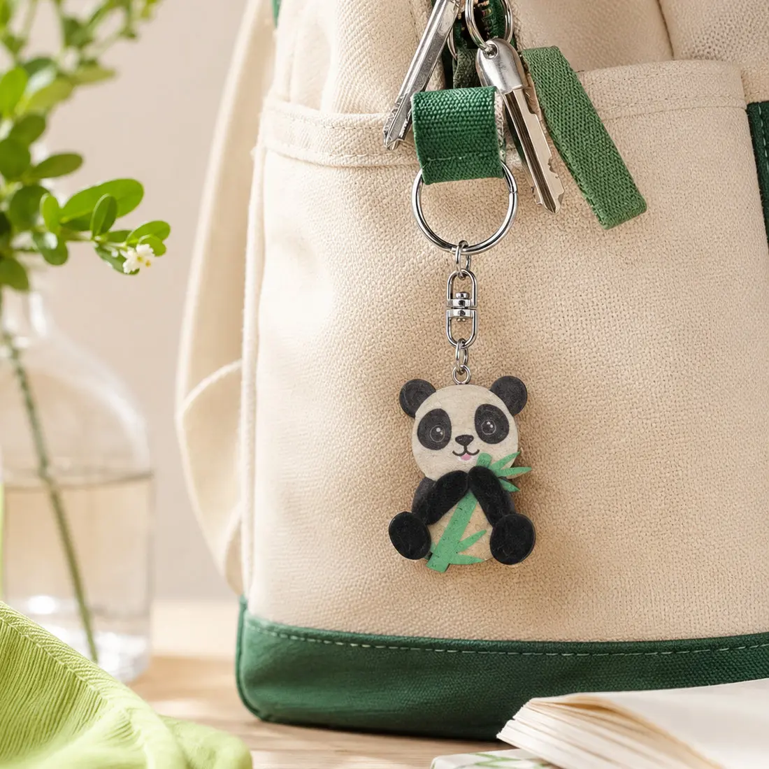 Dřevěný přívěsek Panda