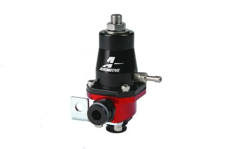 Aeromotive regulátor tlaku paliva LT1 1992–1996 Corvette / Ram Jet 350 - AM-13106