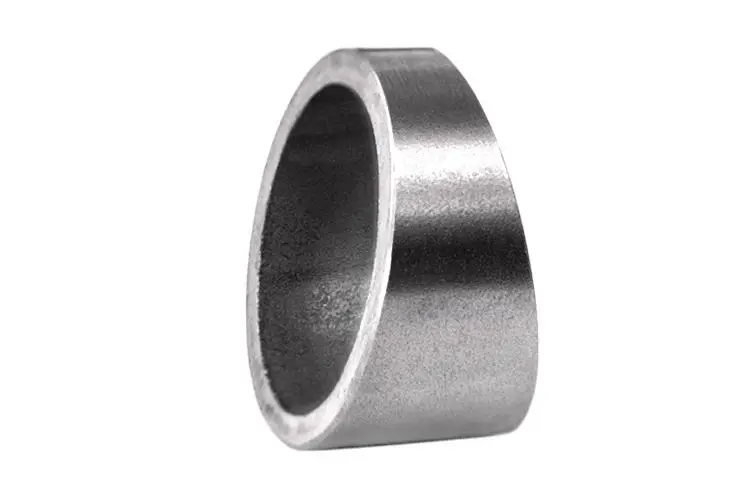 Koleno Pie Cut 34mm, tloušťka 3mm