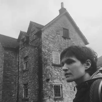 LP Adrianne Lenker: Abysskiss