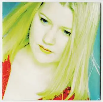 CD Catriona Macdonald: Bold