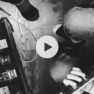 EP Glove: No Blades No Bones LTD