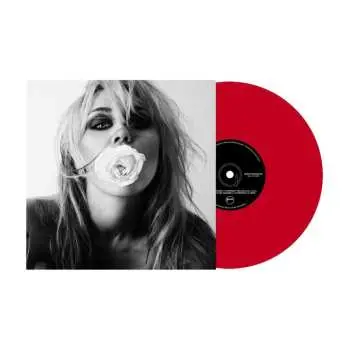 LP Miley Cyrus: Bass Persuades